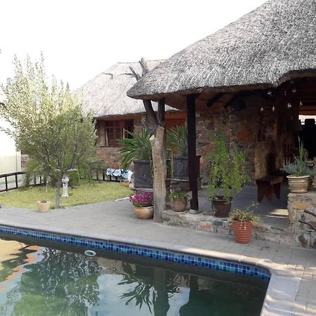 A New Earth Guest Lodge Francistown Buitenkant foto