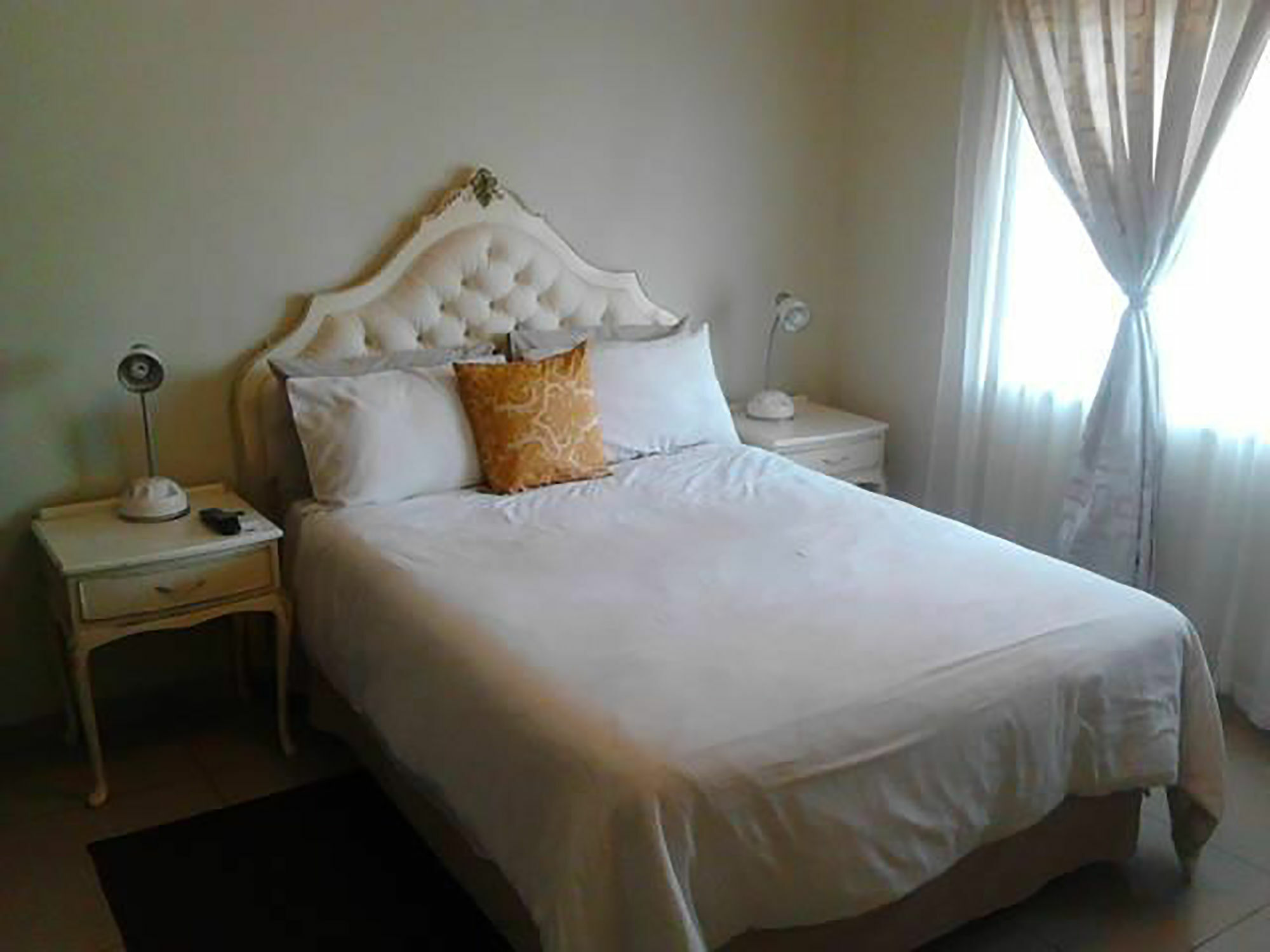 A New Earth Guest Lodge Francistown Buitenkant foto