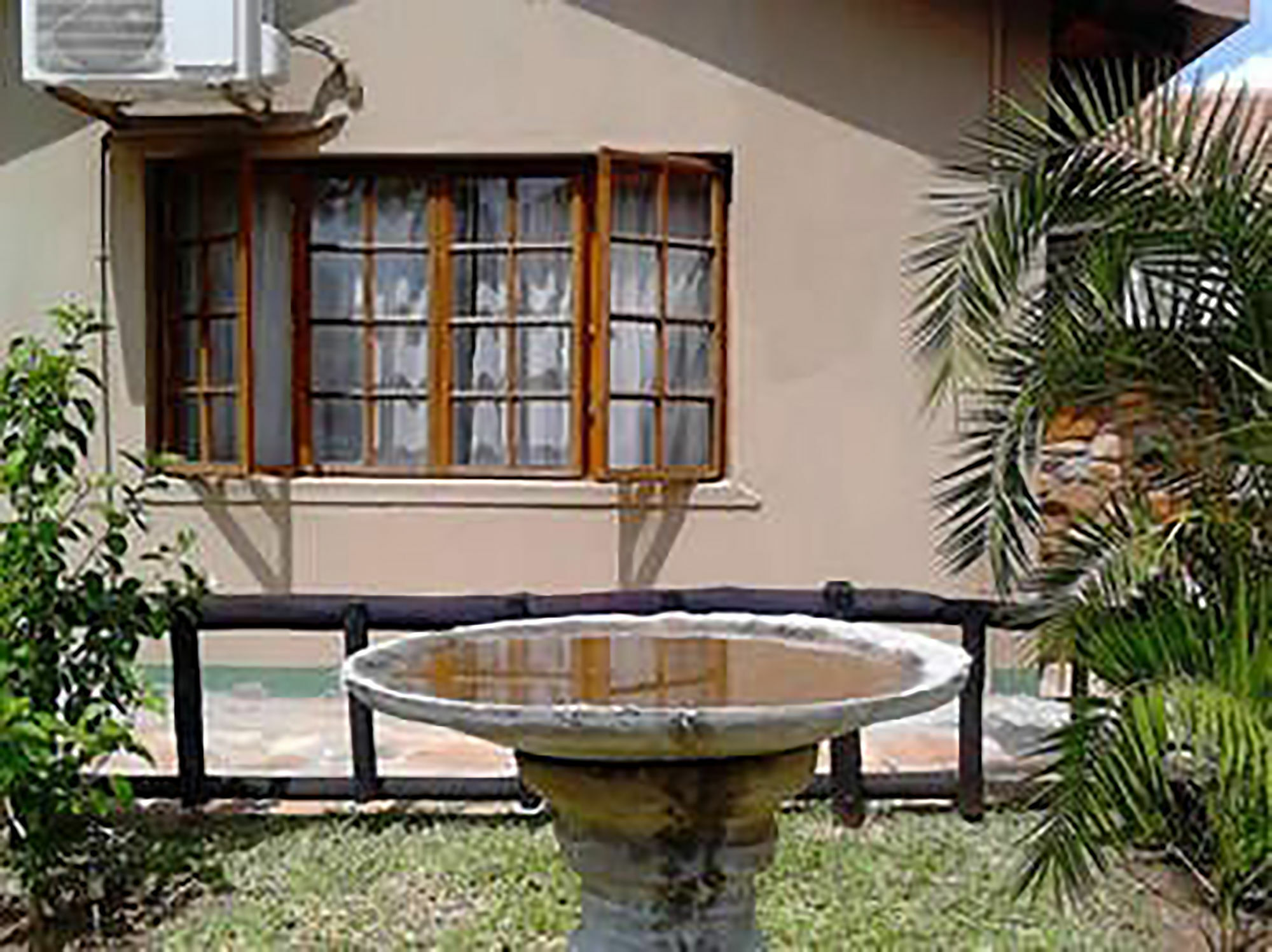 A New Earth Guest Lodge Francistown Buitenkant foto