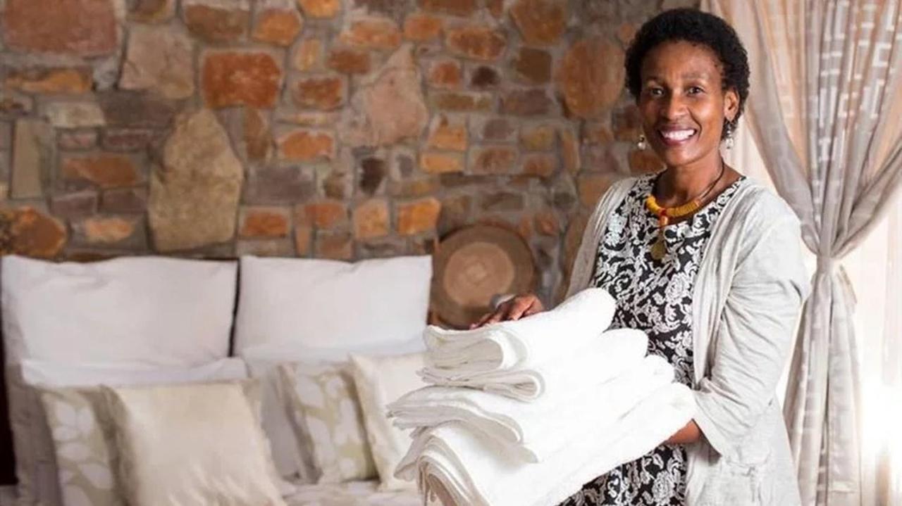 A New Earth Guest Lodge Francistown Buitenkant foto