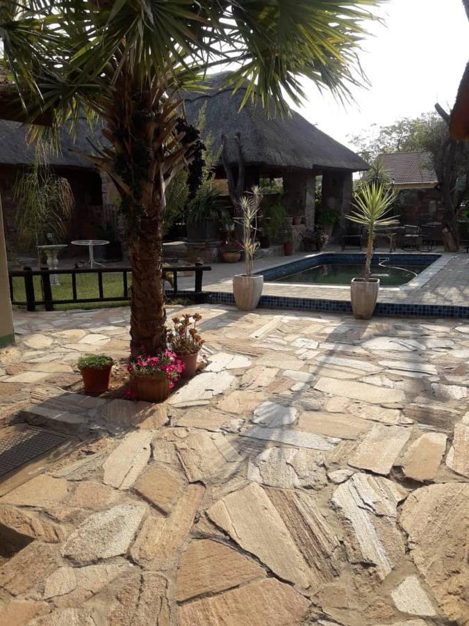 A New Earth Guest Lodge Francistown Buitenkant foto